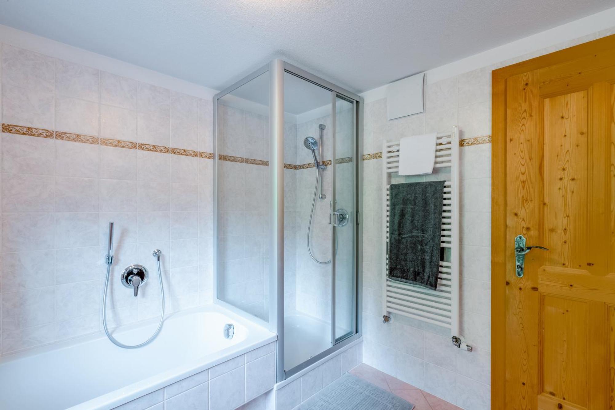 Grossgasteigerhof Apartment Selva dei Molini Ngoại thất bức ảnh